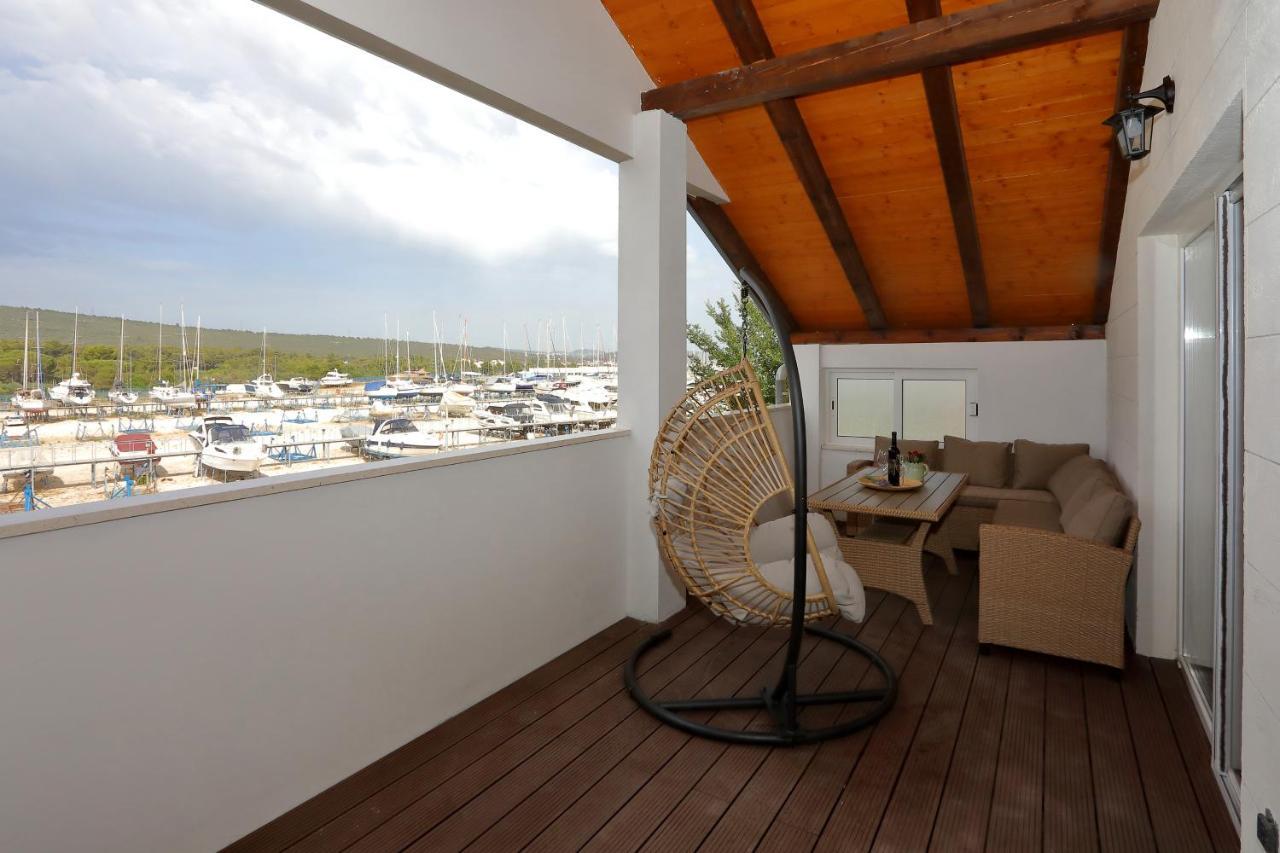 Luxury Apartments Monika Near The Sea With Private Parking Bibinje Kültér fotó