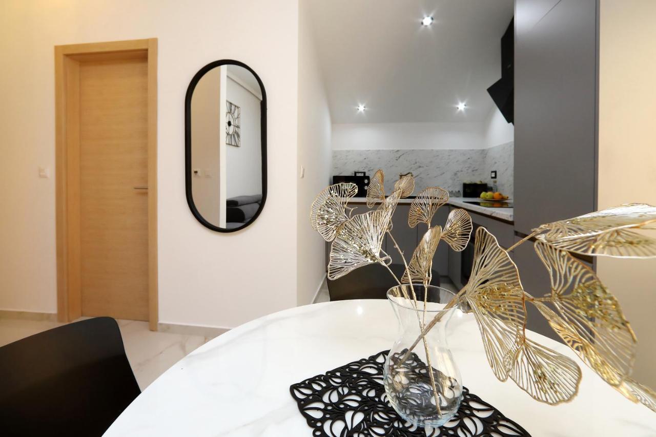 Luxury Apartments Monika Near The Sea With Private Parking Bibinje Kültér fotó