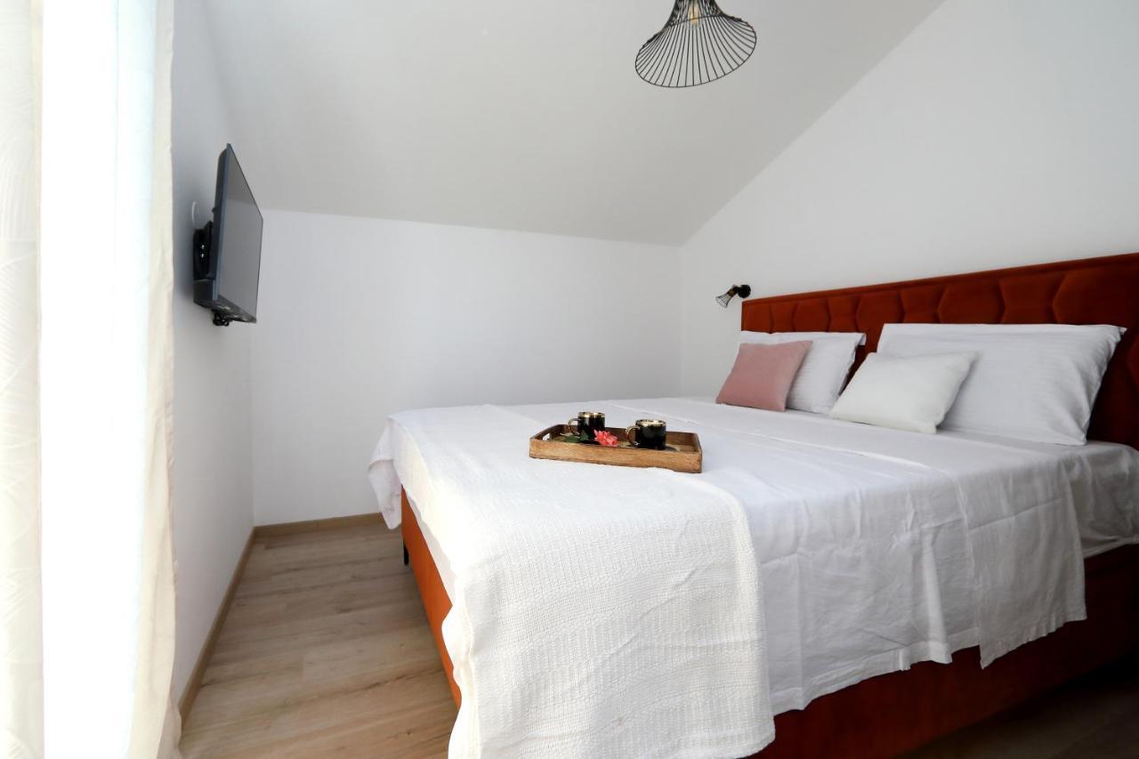 Luxury Apartments Monika Near The Sea With Private Parking Bibinje Kültér fotó